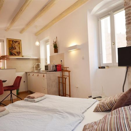 Apartments Lavanda And Oliva Rovinj Bagian luar foto