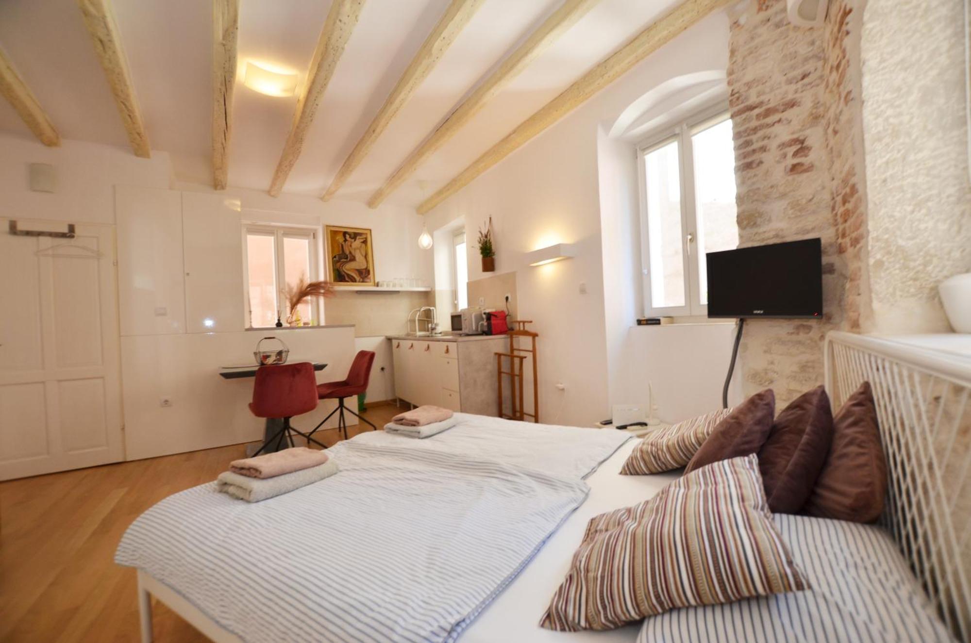 Apartments Lavanda And Oliva Rovinj Bagian luar foto